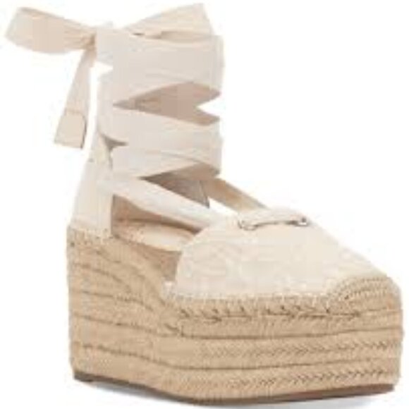 12 - New In Box Vince Camuto Tishea Wedges - Picture 2 of 6